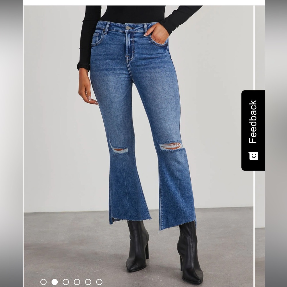 NWT Vici Rodirigo Distressed Stretch Flare Jeans